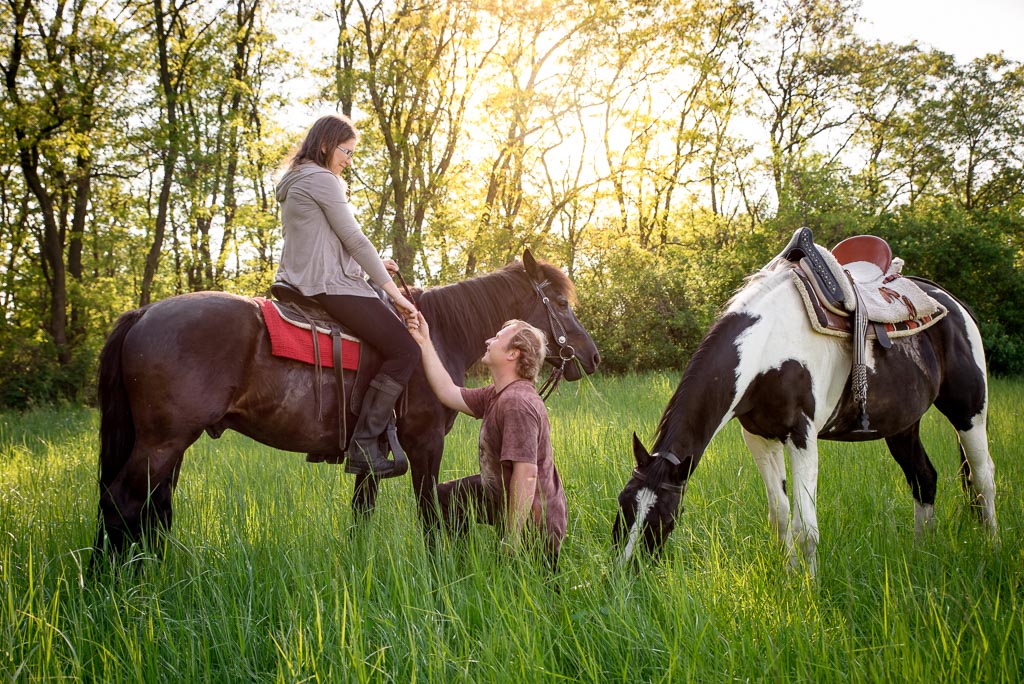 Predsvatebni_foceni_s_konmi_fotograf_Kutná_Hora_04