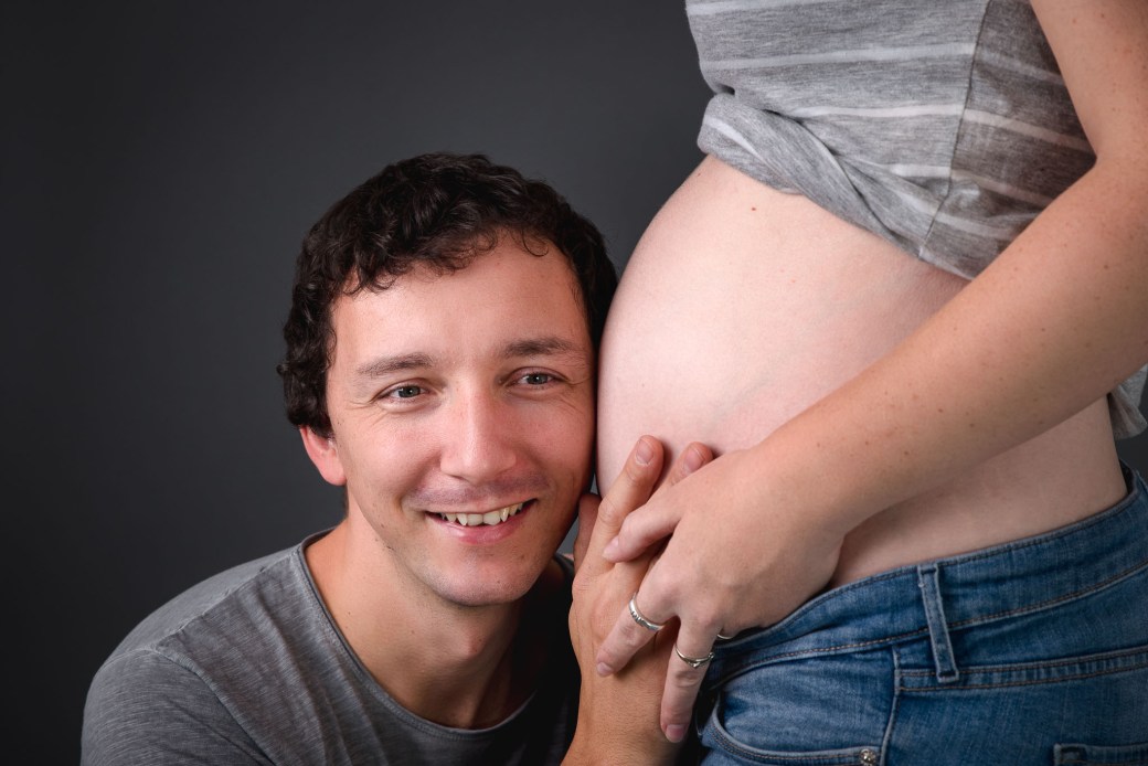 Tehotenske_brisko_fotoraf_Kutna_Hora