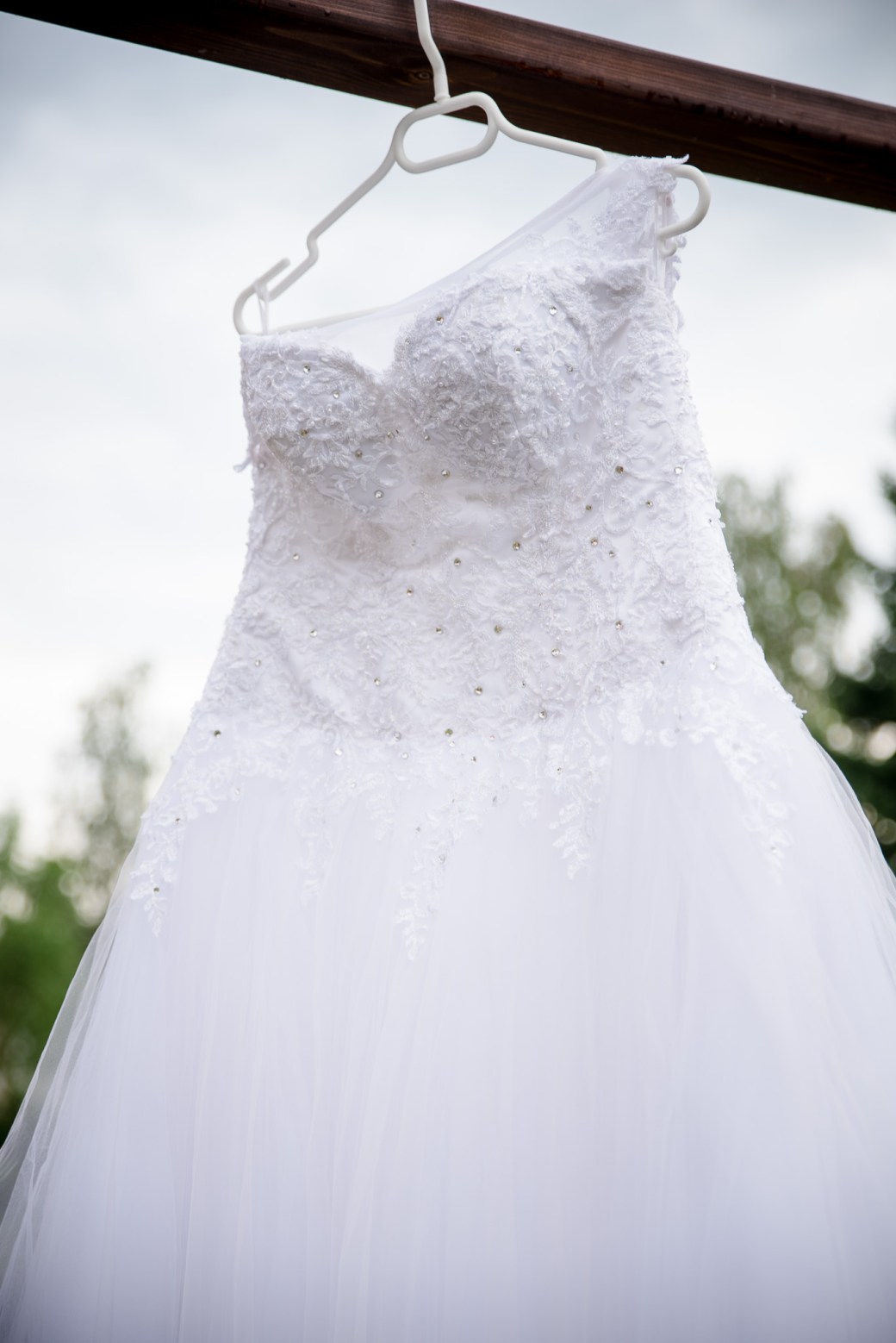 1.Svatebni_pripravy_svatba_na_zamku_Radim01