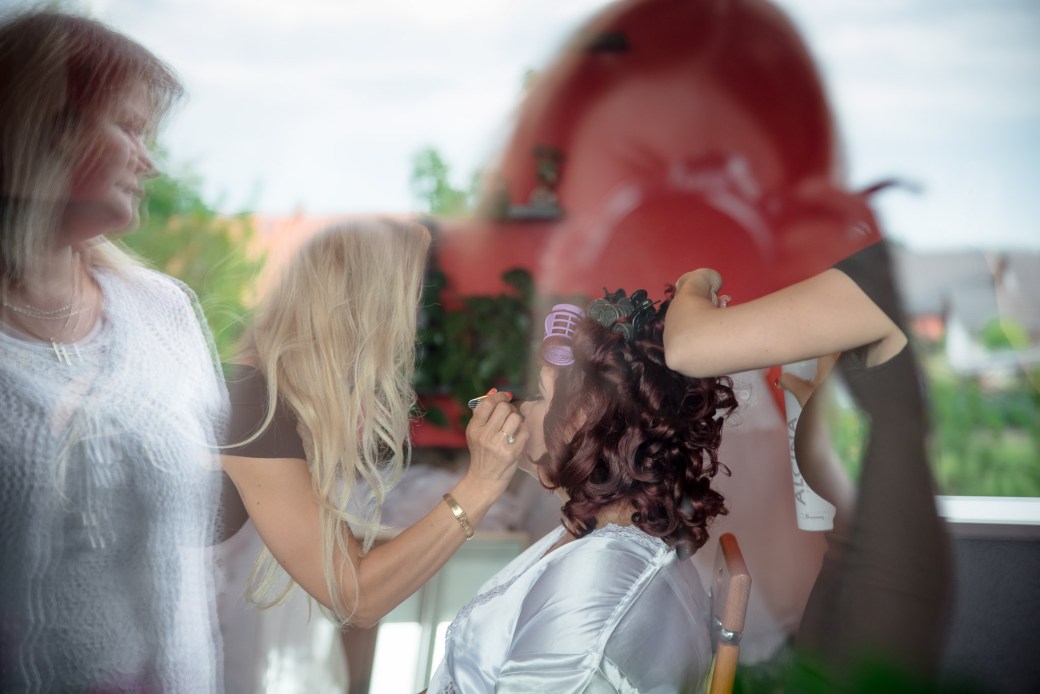 1.Svatebni_pripravy_svatba_na_zamku_Radim10