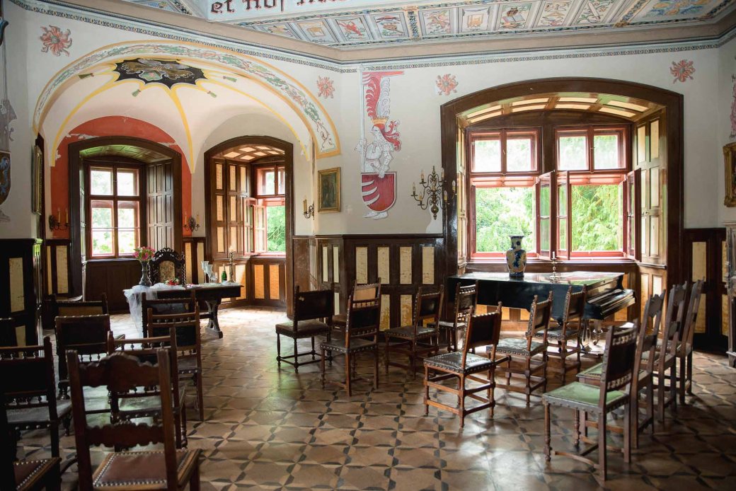 1.Svatebni_pripravy_svatba_na_zamku_Radim23