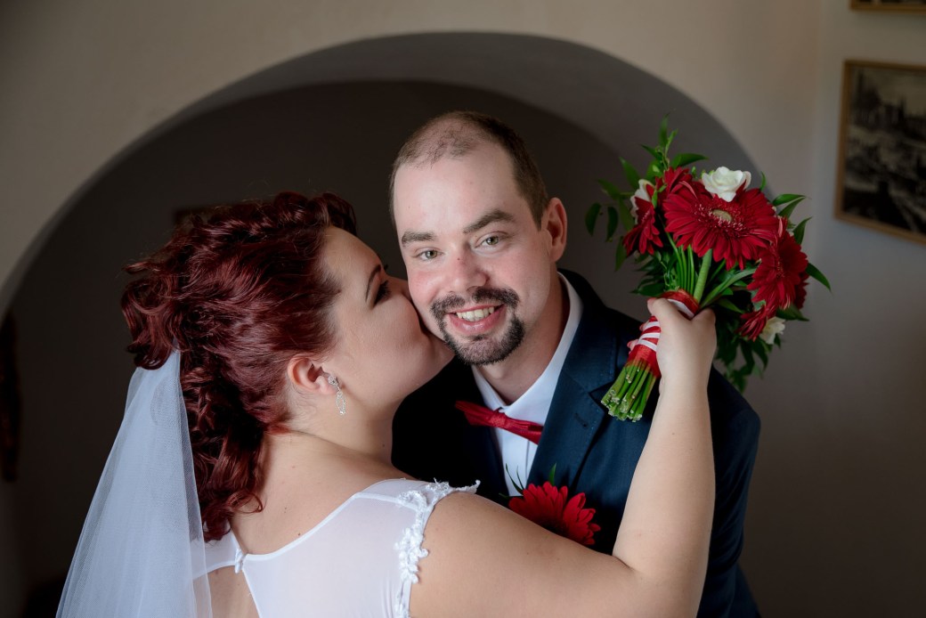 3_Svatba_za_zamku_Radim_Kolin_svatebni_fotografie45