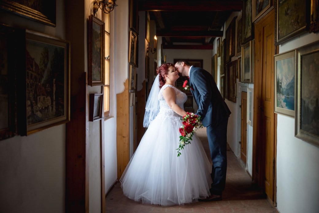 3_Svatba_za_zamku_Radim_Kolin_svatebni_fotografie50